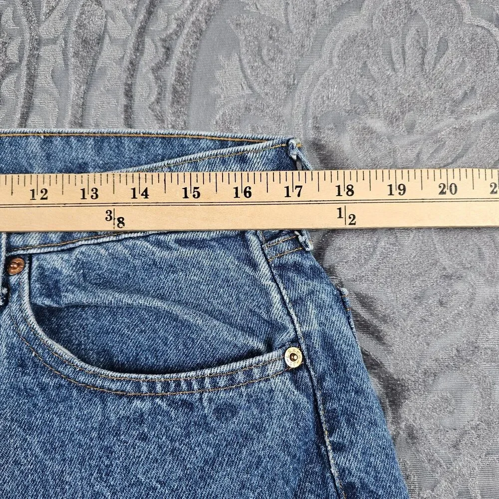 Levis no holes